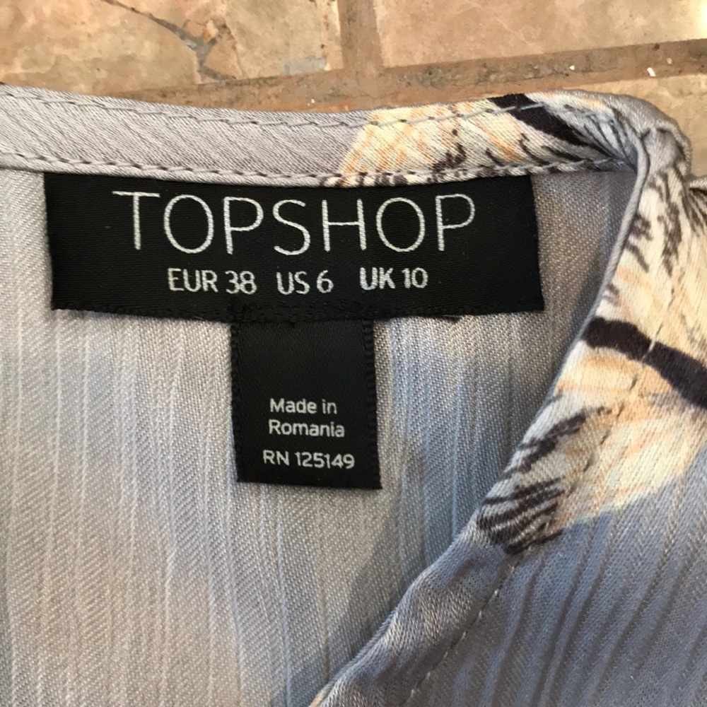 TOPSHOP Moth Print Tie Sleeve Blouse - Picture 3 of 6